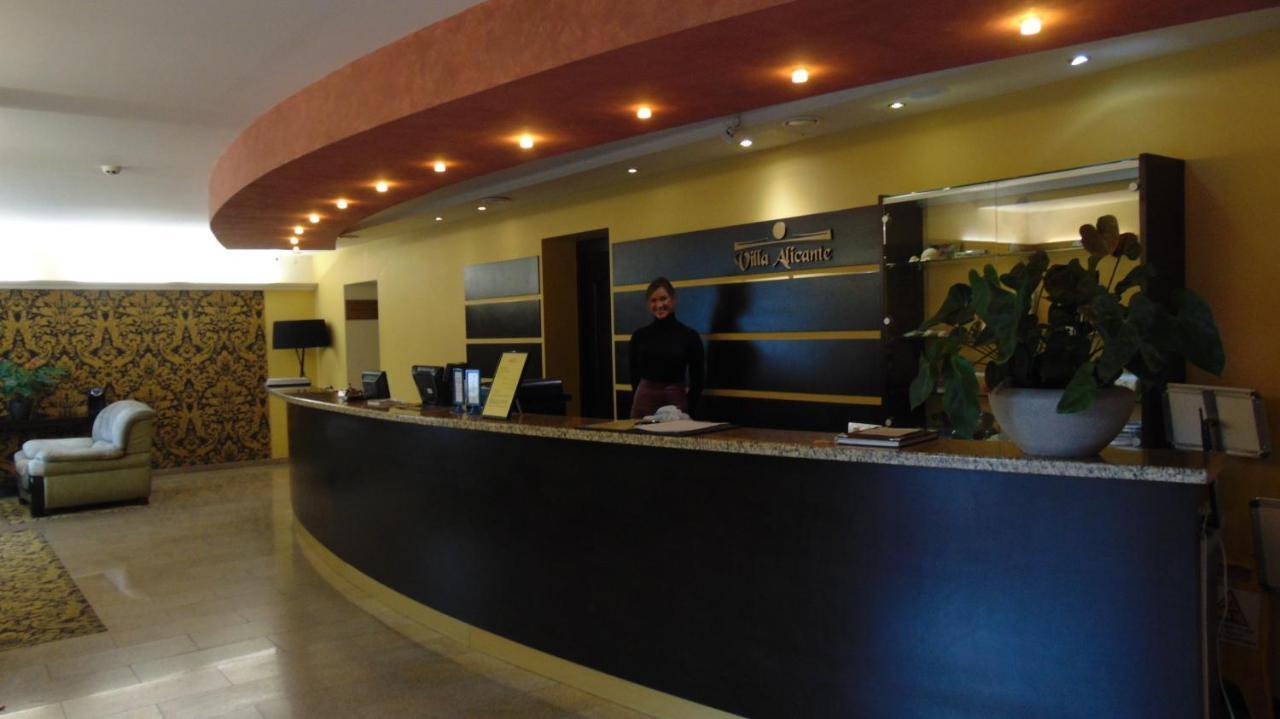 Villa Alicante & Spa Zujunai Exteriér fotografie